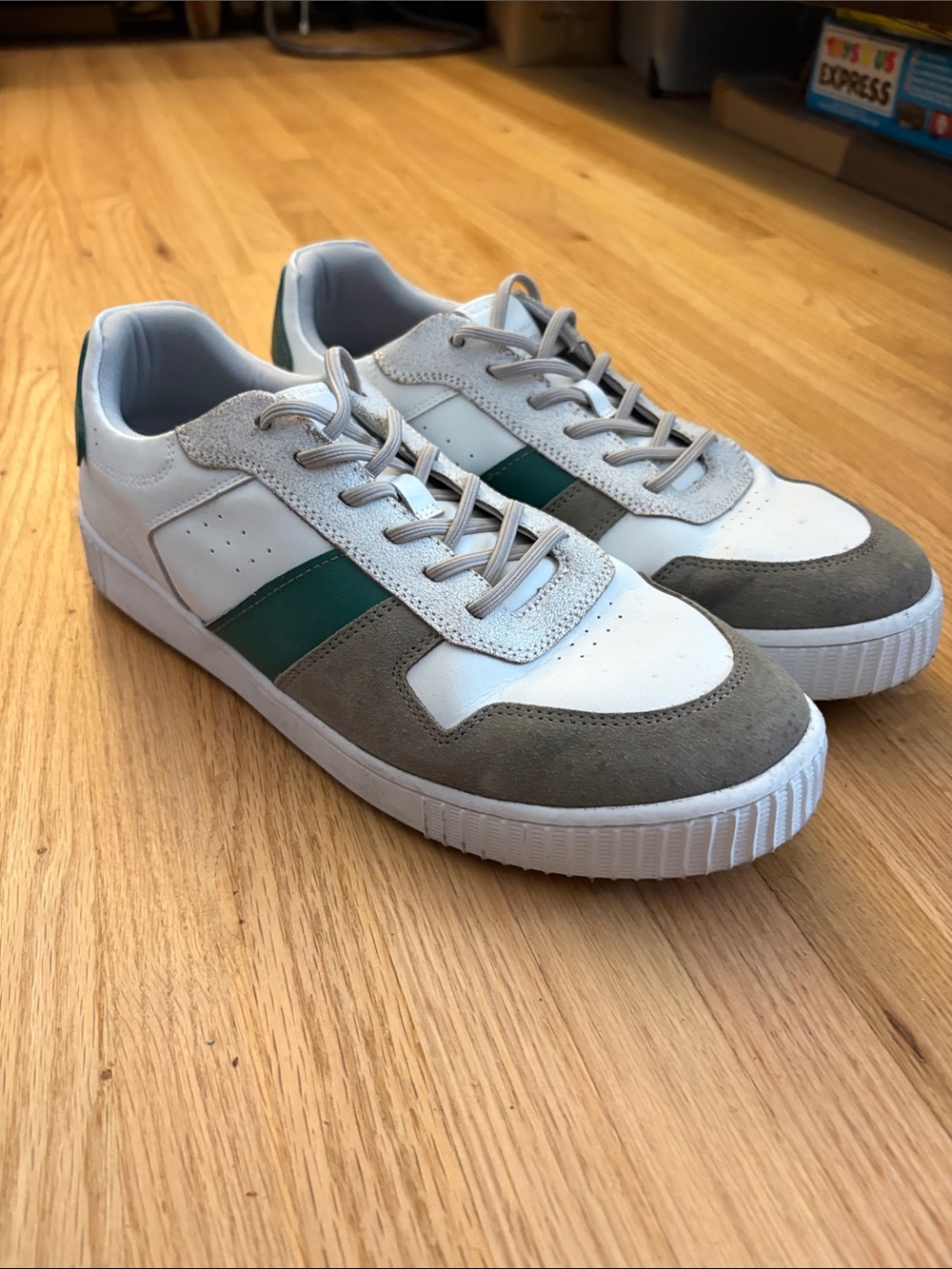 Steve Madden White Sneakers with Green Stripe and Gray Suede